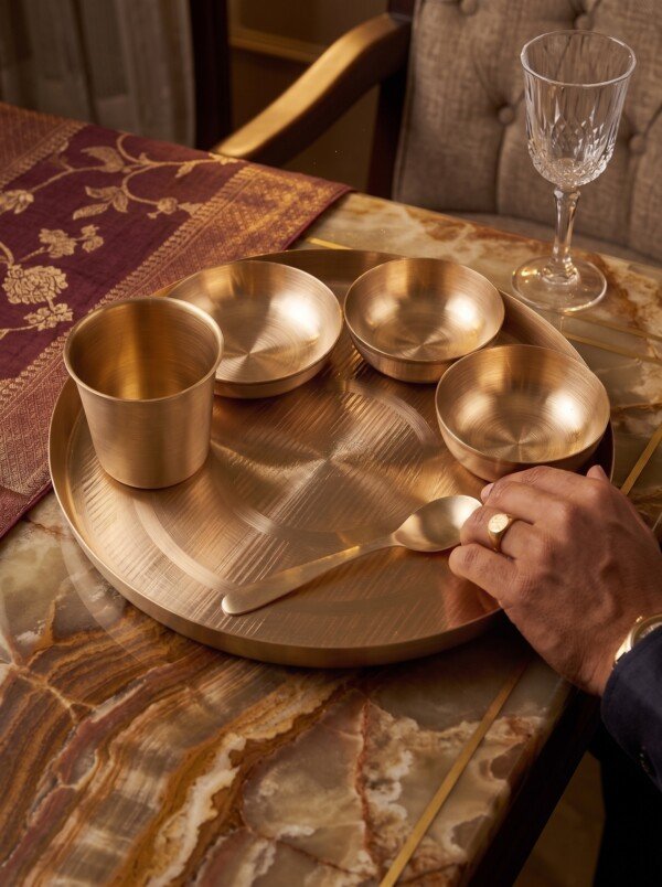 Authentic Handcrafted Pure Kansa Dinner Thali Set (11 Inches / 27.94 cm) – 6-Piece Traditional Bell Metal Dining Set (1 Thali, 2 Bowls, 1 Sweet Dish Bowl, 1 Glass, 1 Spoon)